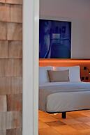 Pearl Beach Hotel