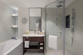 Vivanta Ernakulam, Marine Drive