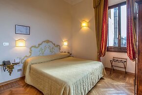 Hotel Paris