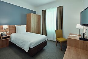 City Hotel