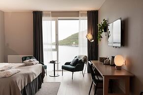 Home Hotel Arcticus