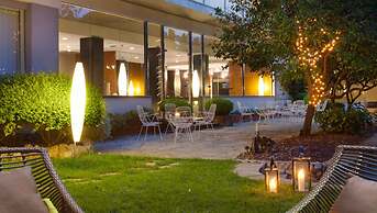 Hotel Astari