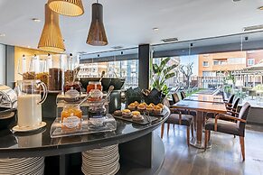 Hotel Astari