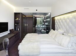 Hotel Riverton