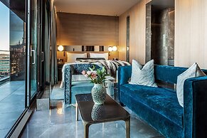 Hotel Riverton