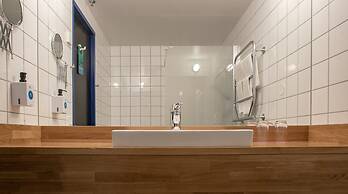 Quality Hotel 11