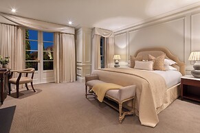 Hayfield Manor