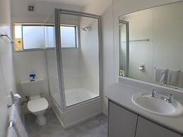 Aloha Seaview Resort Motel