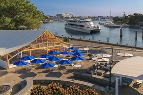 Hyannis Harbor Hotel
