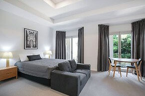 Comfort Inn & Apartments Northgate Airport