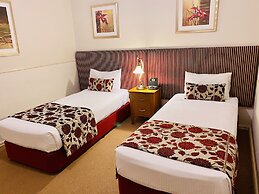 Royal Albert Hotel