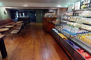 Village Hotel Manchester Hyde
