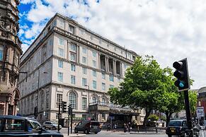 Adelphi Hotel