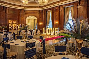 Adelphi Hotel