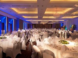 Royal Garden Hotel