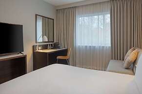 DoubleTree by Hilton London Heathrow Airport