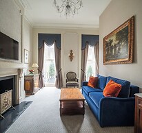 The Leonard Hotel
