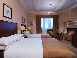 Macdonald Burlington Hotel