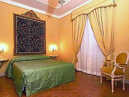 Castello Orsini Hotel
