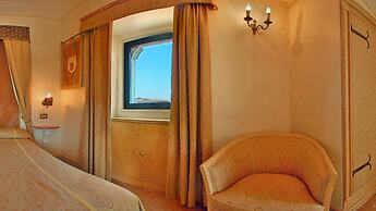 Castello Orsini Hotel