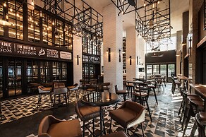 Holiday Inn Bangkok by IHG