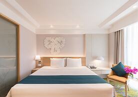 Holiday Inn Bangkok by IHG