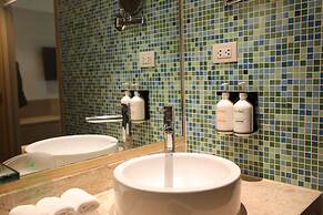 Holiday Inn Bangkok by IHG