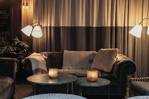 Home Hotel Temperance
