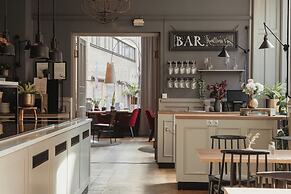 Home Hotel Temperance