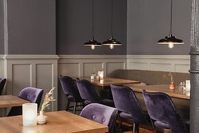 Home Hotel Temperance