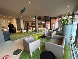B&B HOTEL Mons Centre