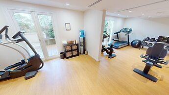 InterContinental Chantilly Chateau Mont Royal by IHG