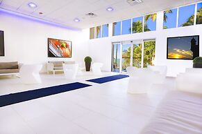 ESJ Beach Hotel