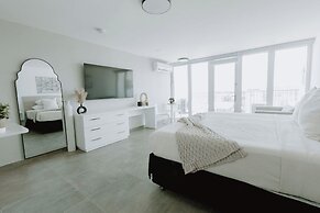 ESJ Beach Hotel