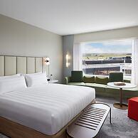PARKROYAL Melbourne Airport