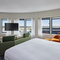 PARKROYAL Melbourne Airport