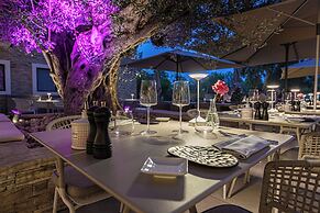 Ilot du Golf, BW Premier Collection