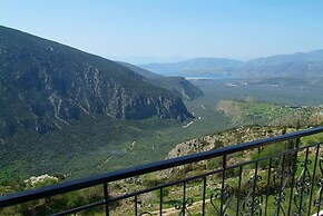 Acropole Delphi