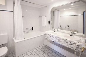INA Hotel Royal
