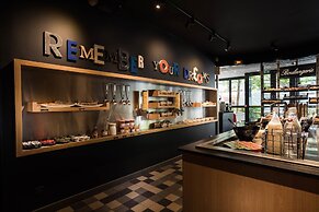 CAMPANILE PARIS 12 - Bercy Village