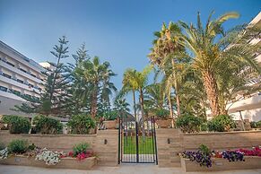 Adams Beach Hotel & Spa