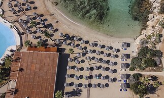 Adams Beach Hotel & Spa