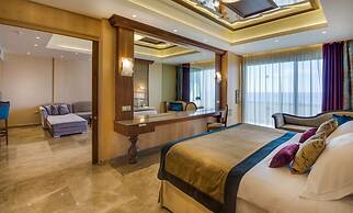 Adams Beach Hotel & Spa