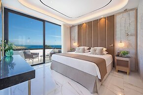 Adams Beach Hotel & Spa