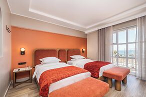 Courtyard Hotel Gqeberha