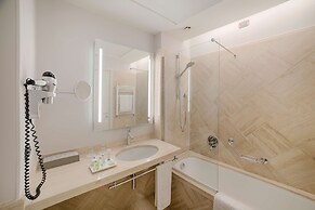 NH Roma Villa Carpegna