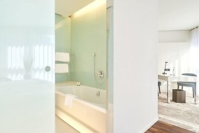 SIDE, a Member of Design Hotels