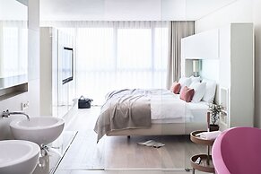 SIDE, a Member of Design Hotels
