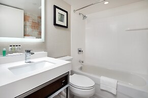 Crowne Plaza Toronto Airport by IHG