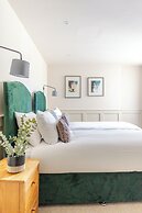 Grove House Hotel